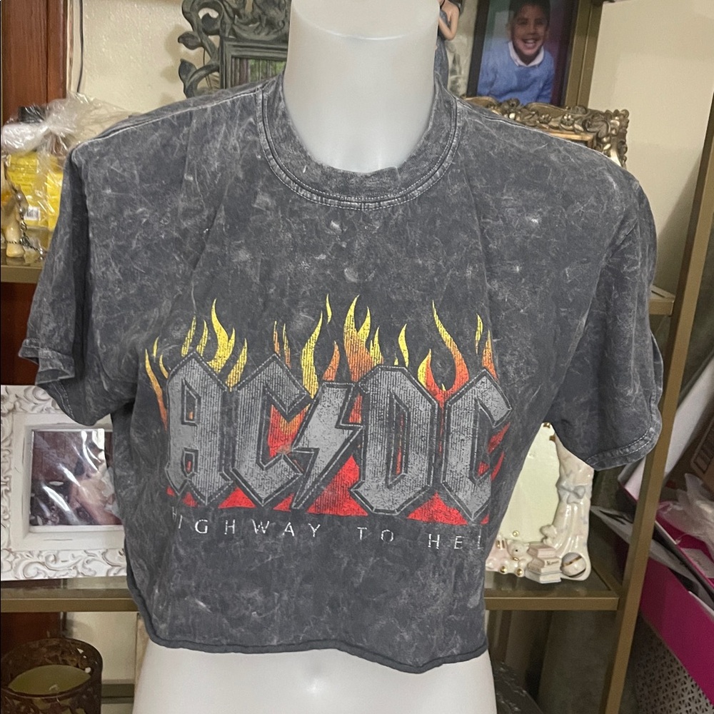 AC/DC Charcoal Tee with Flame Graphic - Short Sleeve crop top S/M